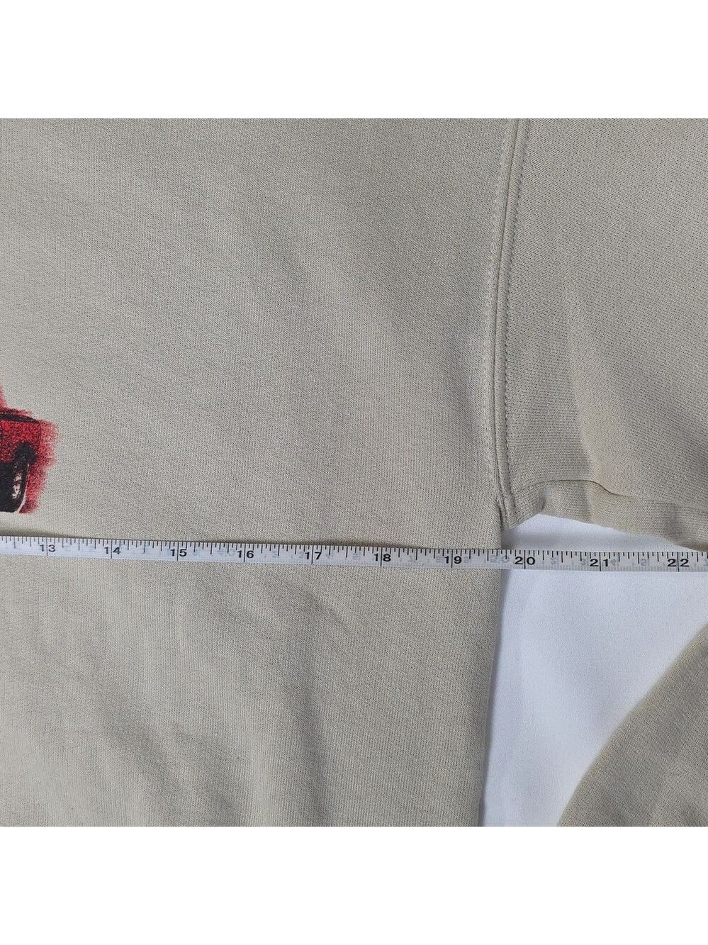 Hockey Beige Crewneck Sweatshirt with Red Car Graphic Small - Picture 6 of 10